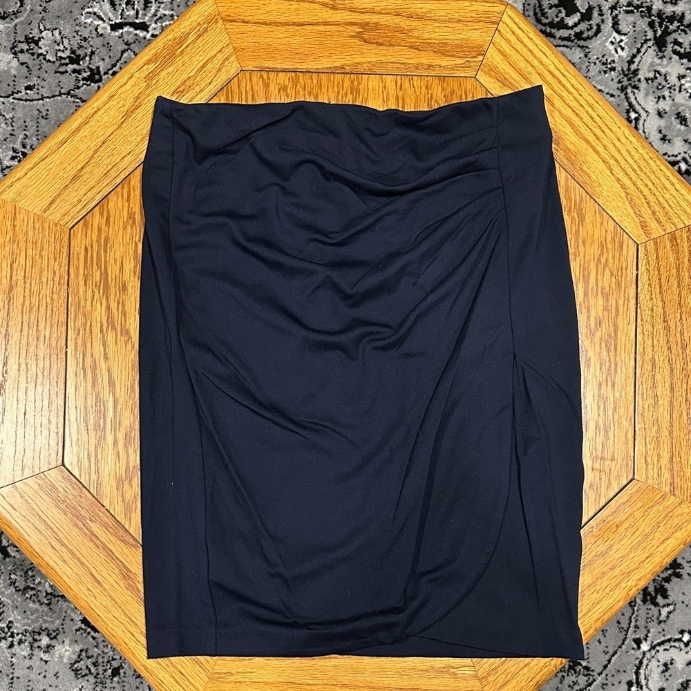 *J. MCLAUGHLIN* Navy Pencil Skirt Size 2